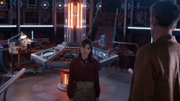 La jupe portée par Clara Oswald (Jenna Coleman) de la marque Topshop dans Doctor Who S08E06
