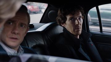 Le fameux manteau de Benedict Cumberbatch dans Sherlock S04