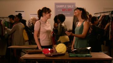 The hand bag Marc By Marc Jacobs Jessica Day in New Girl