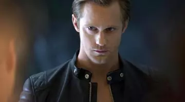 Blouson en cuir porté dans plusieurs saisons de True Blood par Eric (Alexander Skarsgård)