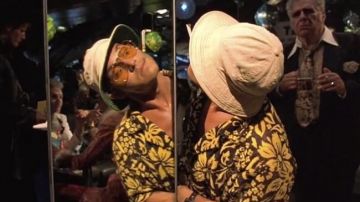 Camisa de flores de Raoul Duke (Johnny Depp) en Las Vegas Parano