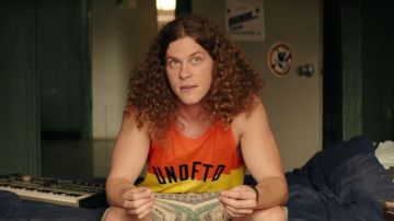 The tank top UNDFTD orange and yellow Will (Blake Anderson) in Dope