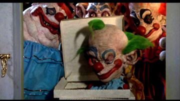 The mask of Shorty "© Killer Klowns