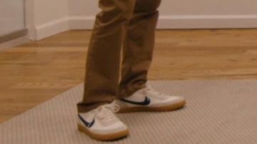 Les sneakers de Dev dans Master of none