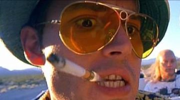 Sunglasses (Vintage Ray Ban Shooter Kalichrome) to Raoul Duke (Johnny Deep) in Las Vegas Parano