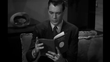 The book "the taming of The shrew" played by Gary Cooper in The Eighth Wife of bluebeard