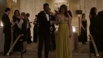 La robe de Alex Parrish (Priyanka Chopra) dans Quantico S02E14