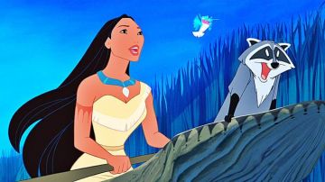 Le costume du cosplay de Pocahontas dans le dessin animé Pocahontas