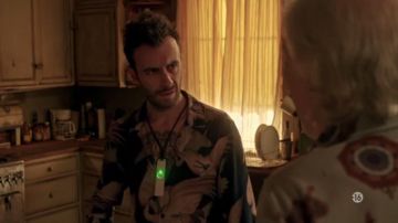 La chemise All Saints de Cassidy (Joseph Gilgun) dans Preacher S02E12