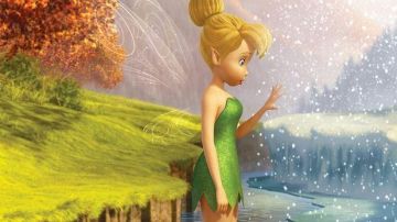 The replica of the green dress of tinkerbell in tinkerbell