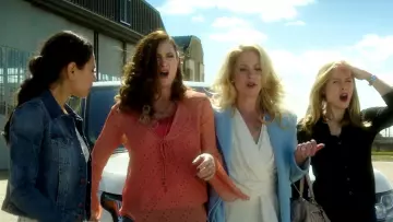 Le morceau My House interprété par Flo Rida dans Bad Moms