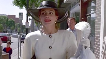 The hat capelin of Vivian Ward (Julia Roberts) in Pretty Woman