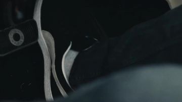 Las zapatillas negras Puma de PLK en su videoclip All Night