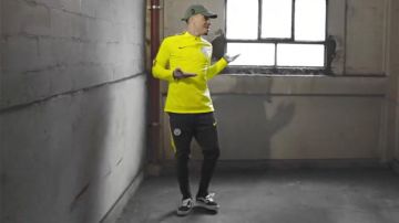 The sneakers Vans Old Skool Mister V in Top Album