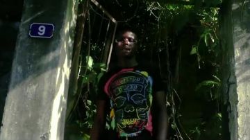 The black T-shirt death's head Philippe full ninho in Chino