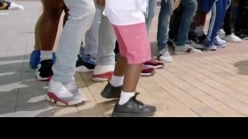 Sneakers Nike Air Jordan 1 in the clip Rolex Ayo & Teo