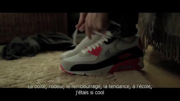 Sneakers Nike Air Max 1990 Infrared in the clip Wings of Macklemore & Ryan Lewis