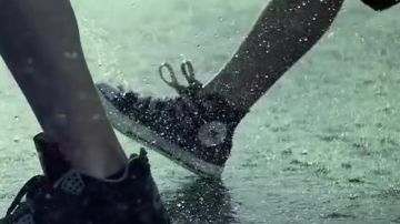 Zapatillas Converse en el video musical de Wing$ por Macklemore & Ryan Lewis