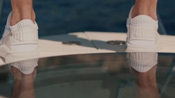 The puma tsugi shinsei in the clip Mama of Jonah Blue