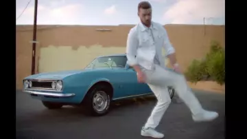 Sneakers Adidas Stan Smith by Justin Timberlake in the movie clip Can't stop the feeling