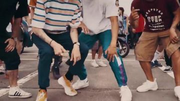 The Nike Air Footscape in the clip, Apollo Gold's Common