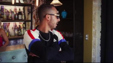 The sweatshirt tri-color Le Coq Sportif XV in his clip Rolala