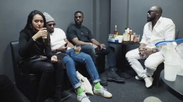 The timberland black boots in the clip N. J respect R of Damso