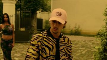 Gorra de Nekfeu's Seine Zoo Records en el clip J'aurait pas du de Screw