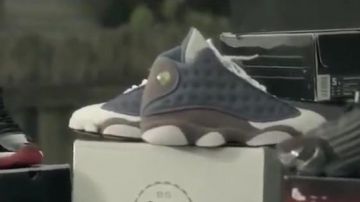 Sneakers Nike Air Jordan 13 in the clip Wing$ Macklemore & Ryan Lewis