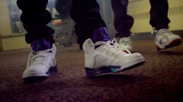 el grupo Air Jordan V en el video musical 23 made-It de Mike WiLL