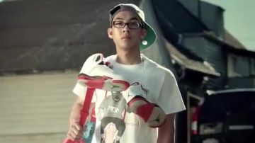 Sneakers Nike Air Jordan V in the clip Wing$ Macklemore & Ryan Lewis