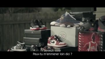 Sneakers Nike Air Jordan Retro 13 in the clip Wing$ Macklemore & Ryan Lewis