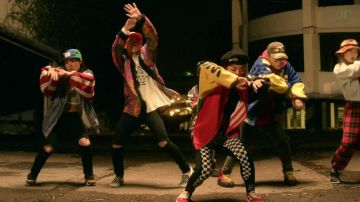 Sneakers Vans Slip On checkered in the clip Party for Chris Brown