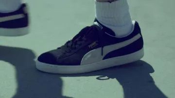 El Puma Suede Noir en el video musical de 1995 Bla Bla Bla