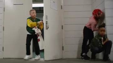 Sneakers Nike Air Jordan 5 Retro OG BG in the clip of Macklemore feat. Lil Yatchy