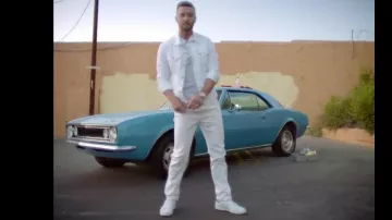 Les sneakers Adidas Stan Smith de Justin Timberlake dans son clip No puedo detener la sensación