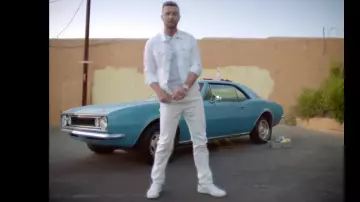 Sneakers Adidas Stan Smith by Justin Timberlake in her music video Can't stop the feeling