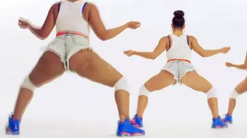 Sneakers Air Jordan VI Nicki Minaj in her music video Anaconda