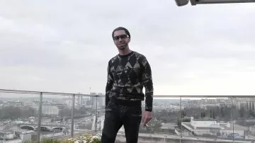 Le sweatshirt Dior camouflage à losanges porté par Ademo dans le clip DA de PNL