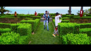 The Vans Orange in the movie clip I m the One DJ Khaled