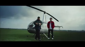 El reebok en el clip Sur Mon Nom de Caballero & JeanJass