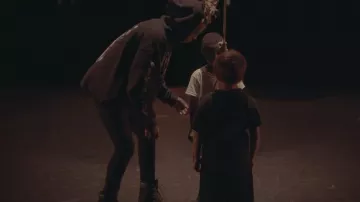 The black shoes Timberland in the clip "Look At Me" XXXTentacion