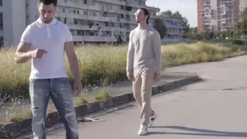 Les GUCCI dans le clip Le monde ou rien de PNL