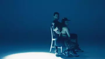 Sneakers Nike Air Jordan III in the clip Anaconda de Nicki Minaj