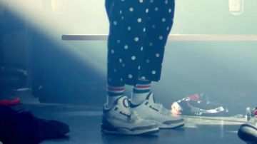 Sneakers Nike Air Jordan 3 Oregon Duck White in the clip Mike WiLL Made It 23 Miley Cyrus, Wiz Khalifa, Juicy J