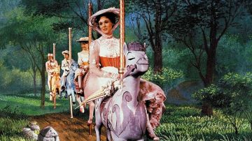 El atuendo blanco y rojo de Mary Poppins (Julie Andrews) en la película Mary Poppins