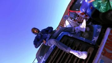 Zapatillas Puma Trinomic R698 de Lomepal en el clip "Ointment" de Lomepal