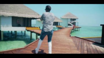 Les guccii dans le clip Ma Bulle de MMZ