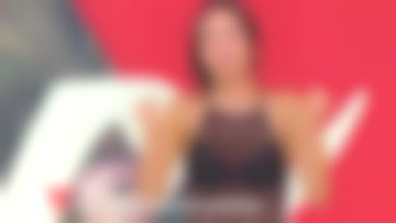 Le body de Janane Boudili dans Je t'aime etc du 20/09/2017