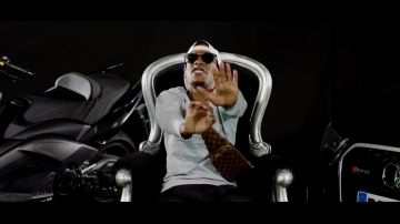 Louis vuitton clip elams